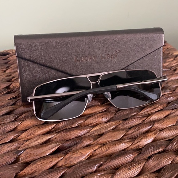Mens Lucky Leaf Aviator Sunglasses - Picture 3 of 5
